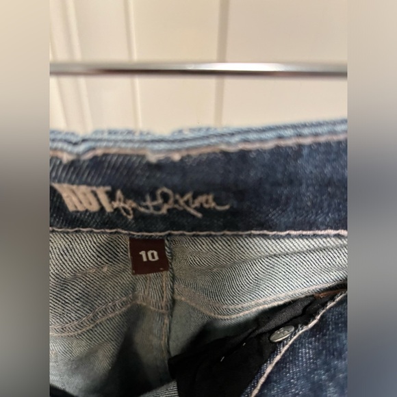 KUT “MIA” Toothpick Skinny Jeans, SZ 10 stretchy, mid-rise, scrape distress - Picture 5 of 12